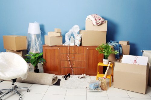 Commercial removal van support for Highbury businesses